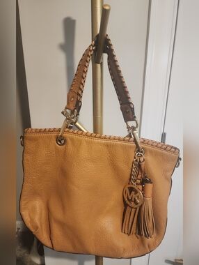 Michael Kors Shoulder Bag - Camel